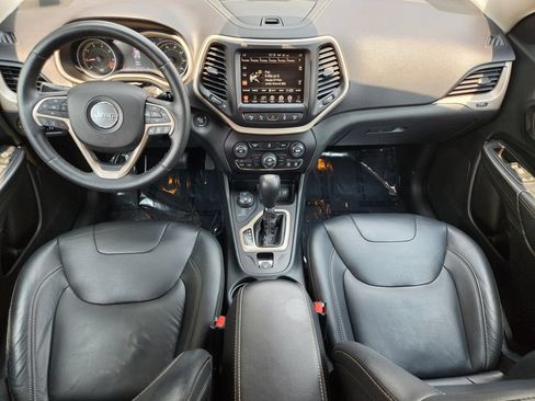 Used 2015 Jeep Cherokee Limited w/ Technology Group AWD/4WD image 16