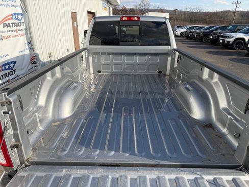 Used 2024 RAM 2500 Tradesman w/ Chrome Appearance Group image 7