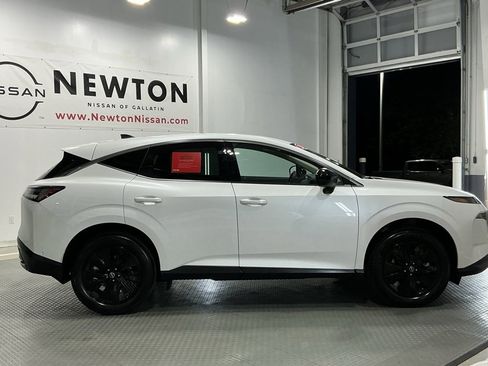 Used 2025 Nissan Murano SV image 41