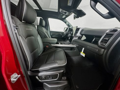 New 2026 RAM 1500 Laramie AWD/4WD image 23