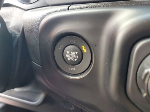 Used 2021 Jeep Wrangler Unlimited Sport image 24