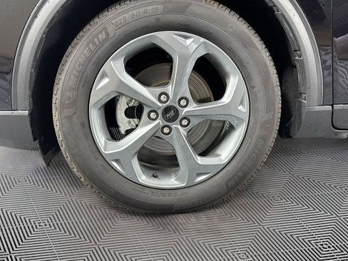 Certified 2025 Ford Escape ST-Line FWD image 29