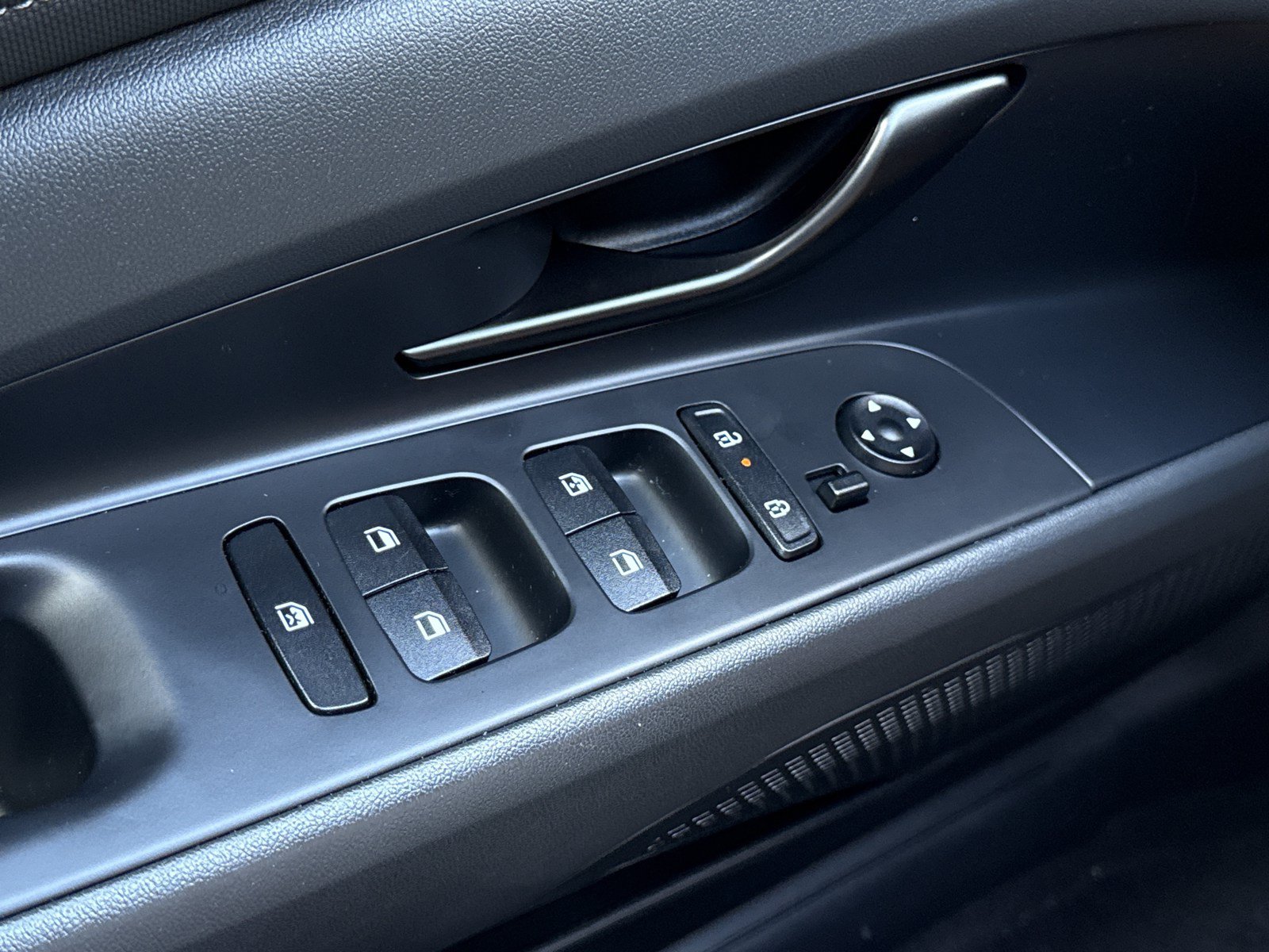 Certified 2026 Hyundai Elantra Sport FWD image 16