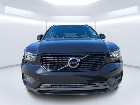 Used 2020 Volvo XC40 T5 R-Design w/ Protection Package Premier image 8