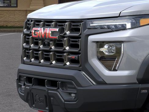 New 2025 GMC Canyon AT4 w/ AT4X AEV Edition image 14