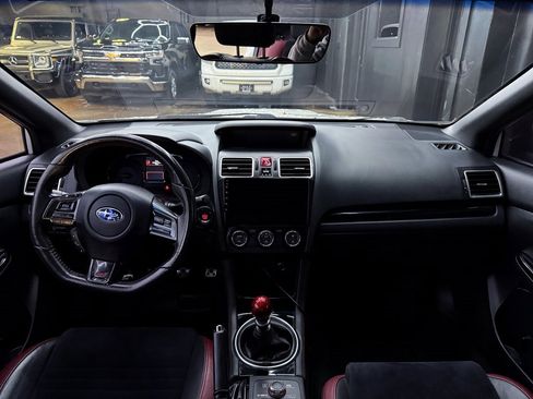 Used 2018 Subaru WRX STI image 22