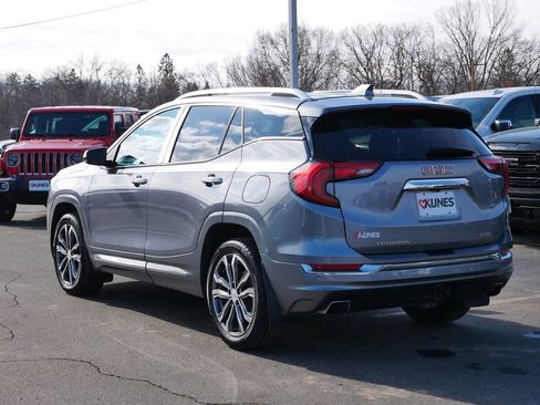 Used 2018 GMC Terrain Denali w/ Advanced Safety Package image 5