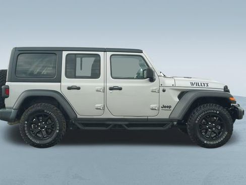 Used 2020 Jeep Wrangler Unlimited Sport image 10