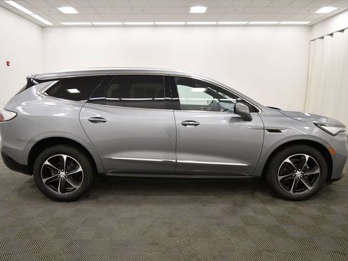 Used 2023 Buick Enclave Essence w/ LPO, Touring Package image 9
