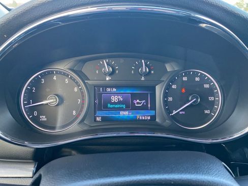 Used 2021 Buick Encore Preferred image 19