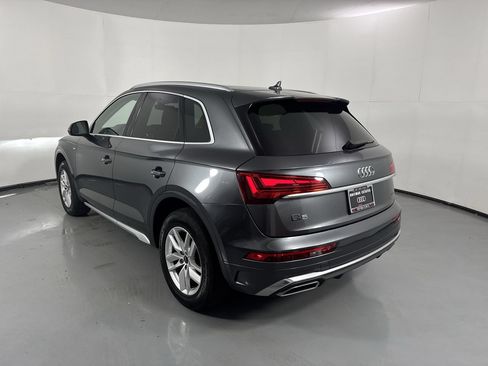 Used 2023 Audi Q5 2.0T Premium w/ Convenience Package AWD/4WD image 31