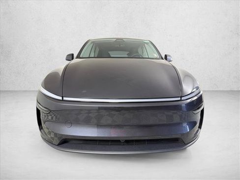Used 2026 Tesla Model Y 2WD image 10