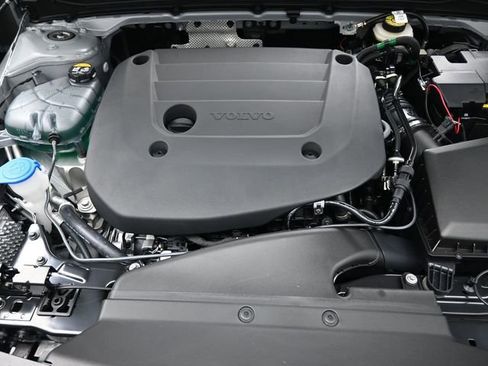New 2026 Volvo XC40 B5 Ultra w/ Protection Package Premier AWD/4WD image 31