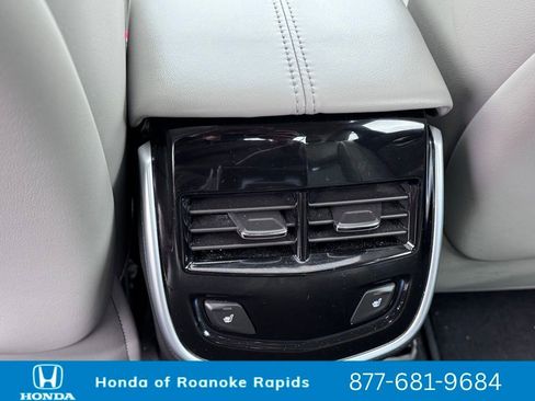 Used 2017 Cadillac XTS Luxury w/ Driver Awareness Package image 31