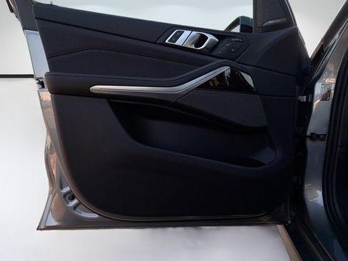 New 2026 BMW X7 xDrive40i w/ M Sport Package image 23