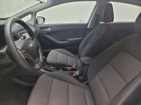 Used 2017 Kia Forte LX w/ LX Popular Package FWD image 17