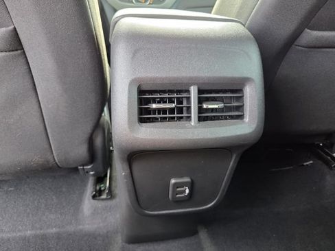Used 2021 Chevrolet Equinox LS FWD image 15