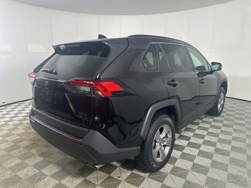 Used 2025 Toyota RAV4 XLE w/ Convenience Package AWD/4WD image 7
