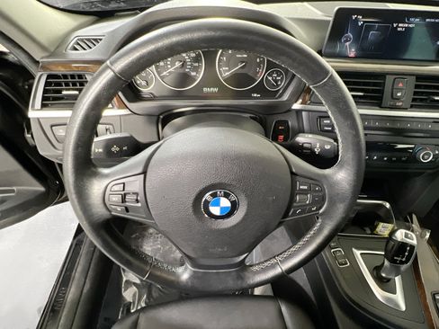 Used 2015 BMW 320i xDrive 320i xDrive image 11