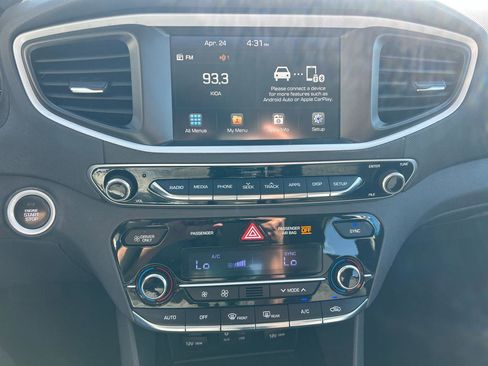 Used 2018 Hyundai Ioniq SEL w/ SEL Tech Package 02 FWD image 18
