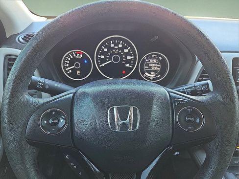 Used 2021 Honda HR-V LX image 24
