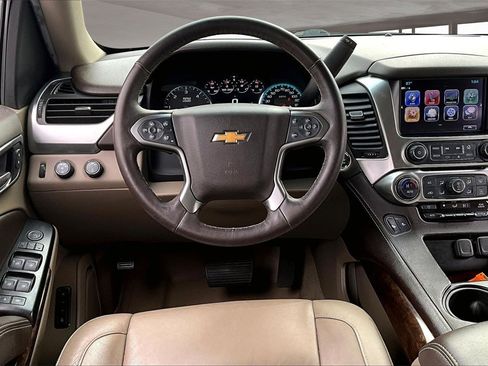Used 2017 Chevrolet Tahoe LT image 5