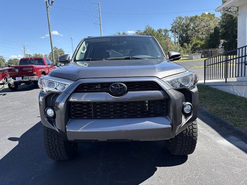 Used 2019 Toyota 4Runner SR5 image 3