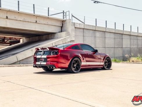 Used 2014 Ford Mustang Shelby GT500 w/ Equipment Group 821A RWD image 47