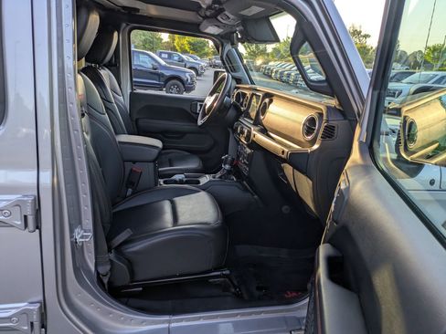 Used 2020 Jeep Gladiator Rubicon AWD/4WD image 40