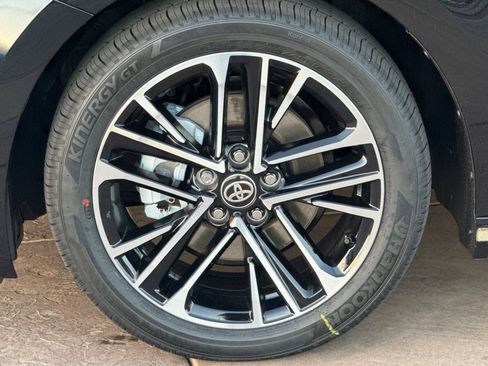 New 2026 Toyota Camry XLE image 33