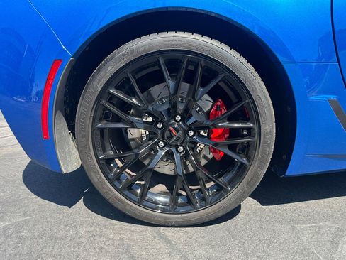 Used 2016 Chevrolet Corvette Z06 w/ 2LZ Preferred Equipment Group image 25