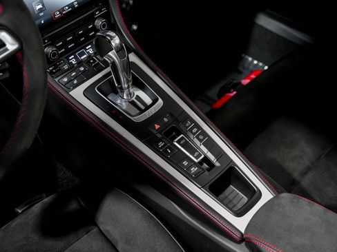 Used 2022 Porsche 718 Boxster Spyder image 15