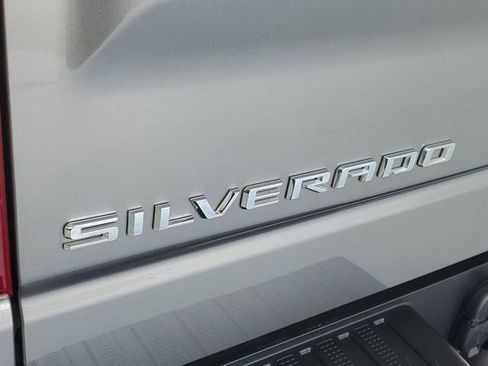 Used 2021 Chevrolet Silverado 1500 LT w/ Texas Edition Plus AWD/4WD image 9