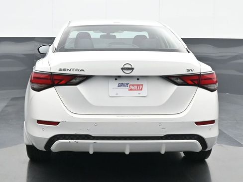 Used 2021 Nissan Sentra SV image 5