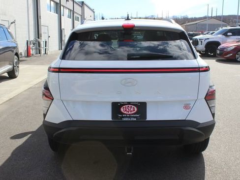 Used 2025 Hyundai Kona SEL image 26
