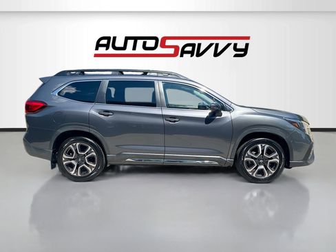 Used 2023 Subaru Ascent Limited image 8
