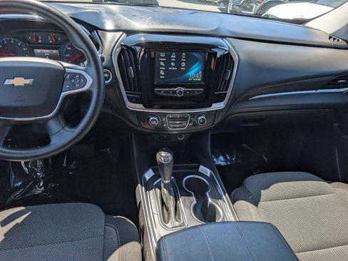 Used 2018 Chevrolet Traverse LS FWD image 19