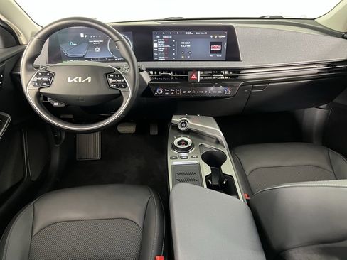 Used 2024 Kia EV6 Light image 12