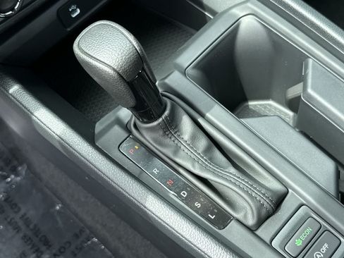 Used 2025 Honda Accord SE image 21