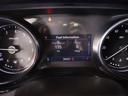 Used 2021 Buick Encore GX Preferred w/ Sport Touring Package image 4