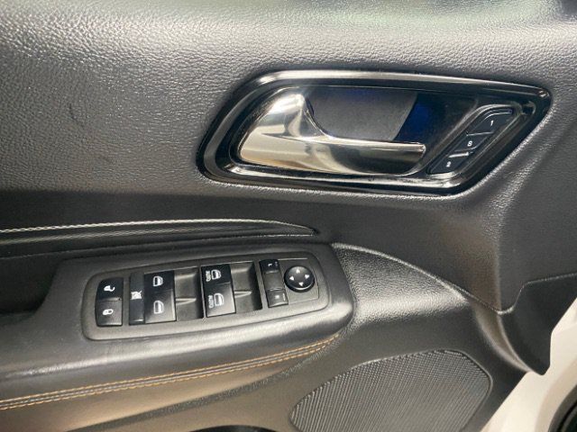 Used 2022 Dodge Durango R/T RWD image 21