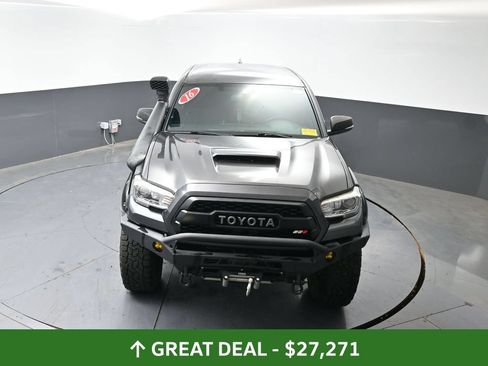 Used 2016 Toyota Tacoma TRD Sport w/ Towing Package AWD/4WD image 43