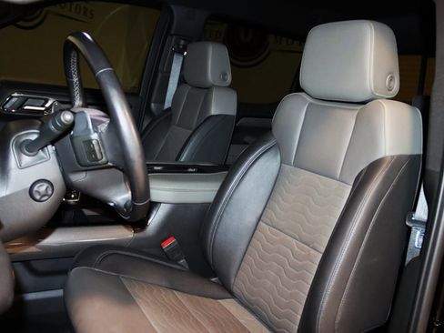 Used 2022 Chevrolet Silverado 1500 ZR2 w/ Technology Package image 39