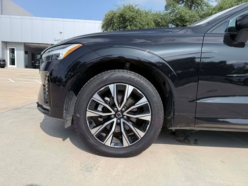 Certified 2025 Volvo XC60 B5 Plus AWD/4WD image 10
