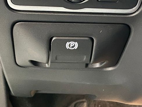 Used 2017 Volvo S60 T5 Dynamic w/ Vision Package FWD image 15