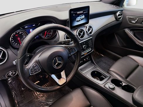 Used 2018 Mercedes-Benz GLA 250 image 7