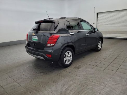 Used 2018 Chevrolet Trax LT w/ LT Convenience Package FWD image 10
