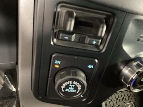 Used 2025 Ford F150 XLT w/ Equipment Group 302A MID AWD/4WD image 28