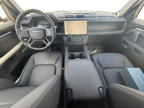New 2026 Land Rover Defender 90 X-Dynamic SE AWD/4WD image 12