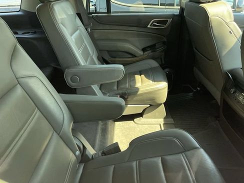 Used 2019 GMC Yukon Denali w/ Denali Ultimate Package AWD/4WD image 10